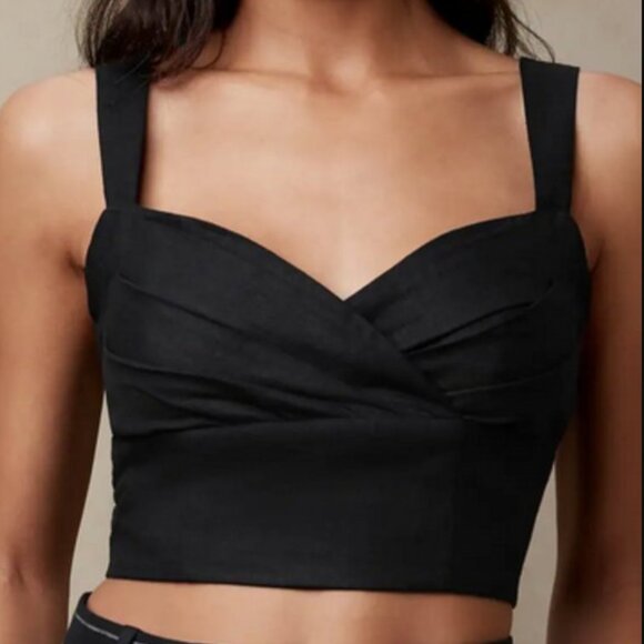 Banana Republic Tops - Banana Republic Linen Blend Sweetheart Crop Top Pleated Summer Staple Minimalist